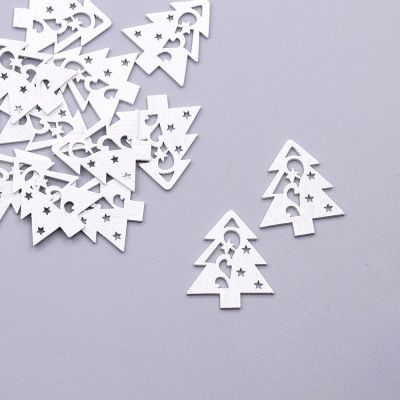 Деревянная елочка ажурная 30х35 мм, цвет белый
